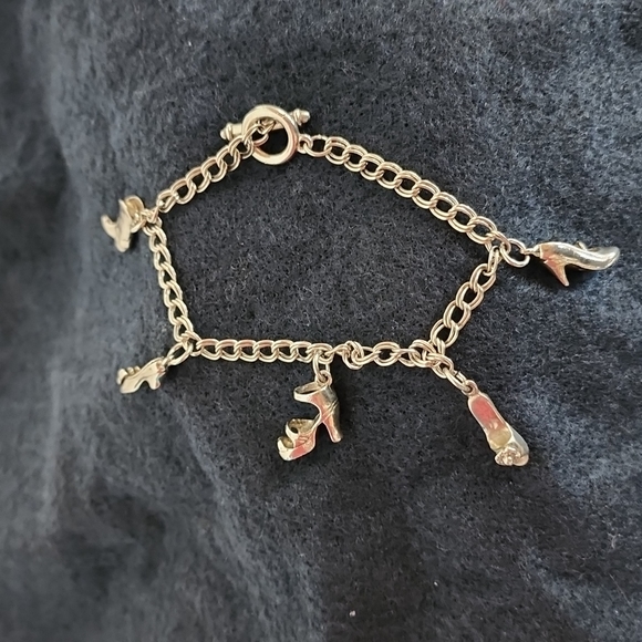 925 silver shoe charm braclet - Picture 1 of 2